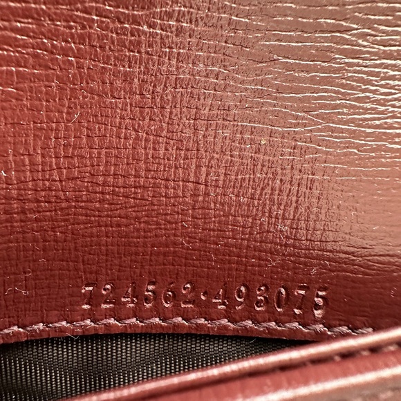 Gucci EUC Supreme Passport Case - Picture 9 of 12